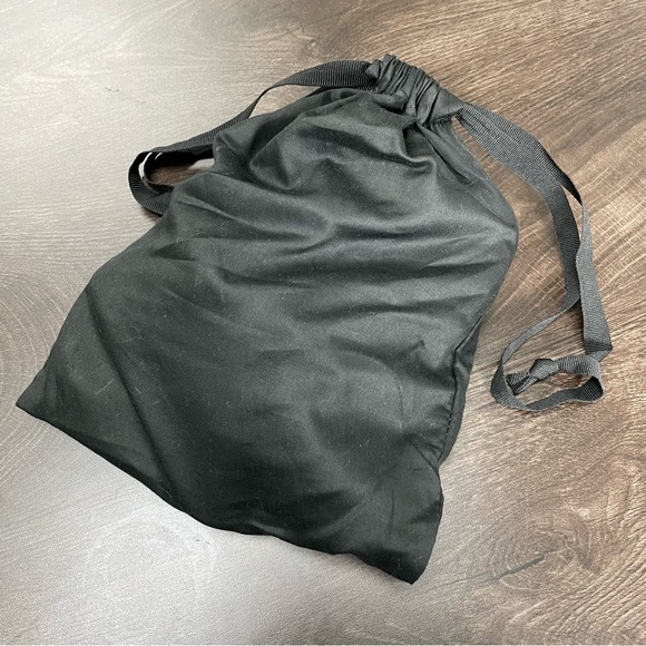 Chanel 2023 Interlocking CC Logo Beige Lambskin Leather Mule Slip On Sandals - Picture 8 of 8